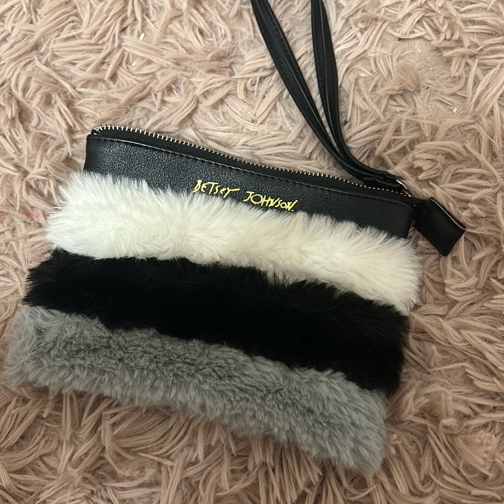 Brand new Eyeglass wristlet